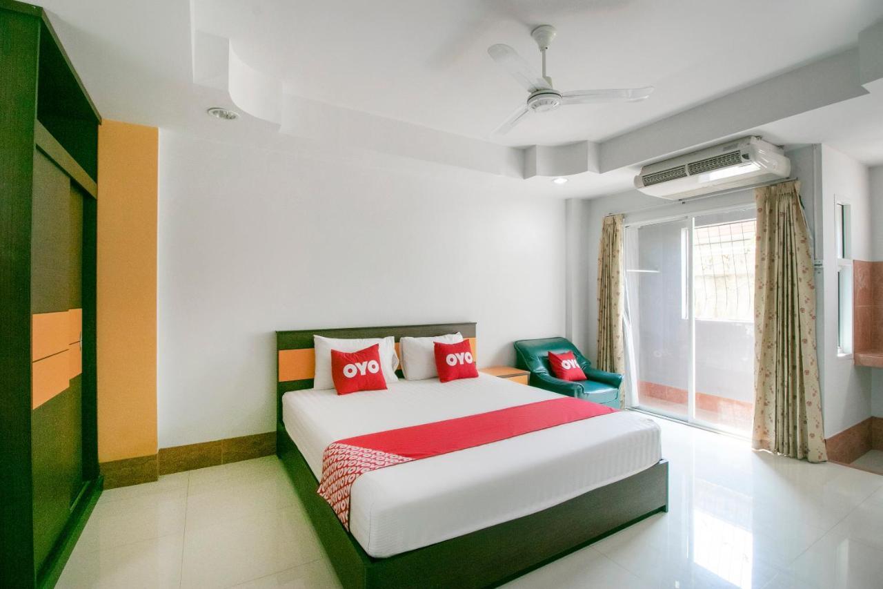 Oyo 75387 4 Men Court Hotel Nong Prue ภายนอก รูปภาพ
